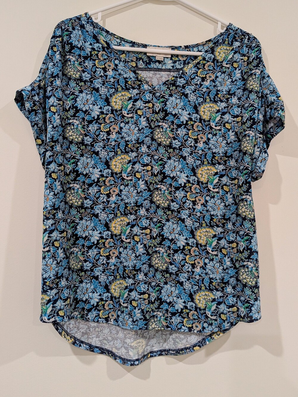 LOFT Blue Floral Short Sleeve V-Neck Tee
